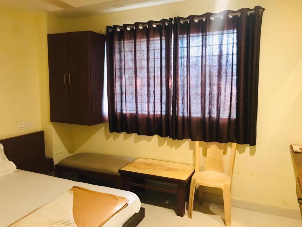 Staymaker Bright Palace Residency Шимога Екстериор снимка