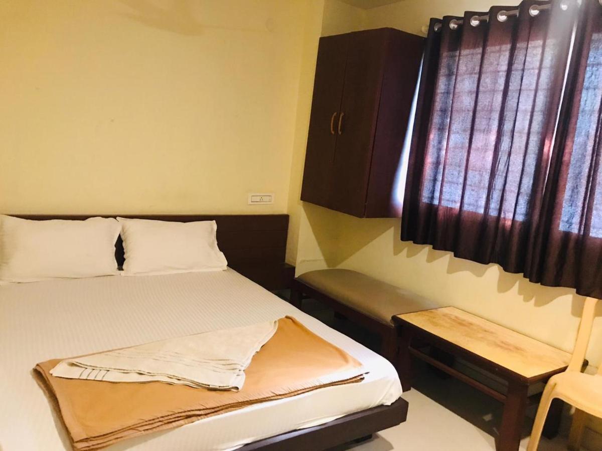 Staymaker Bright Palace Residency Шимога Екстериор снимка